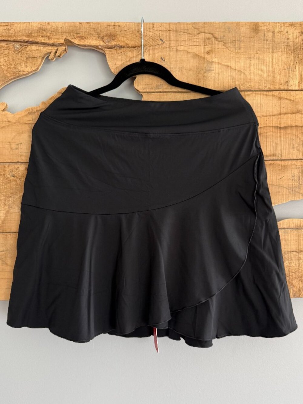 NWT Black Pleated Athletic Skirt with Built-In Shorts, Women’s, Size Medium
